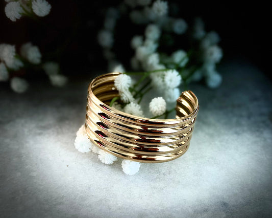 Gold Ribbed Cuff Bracelet – Bold Multi-Band Design